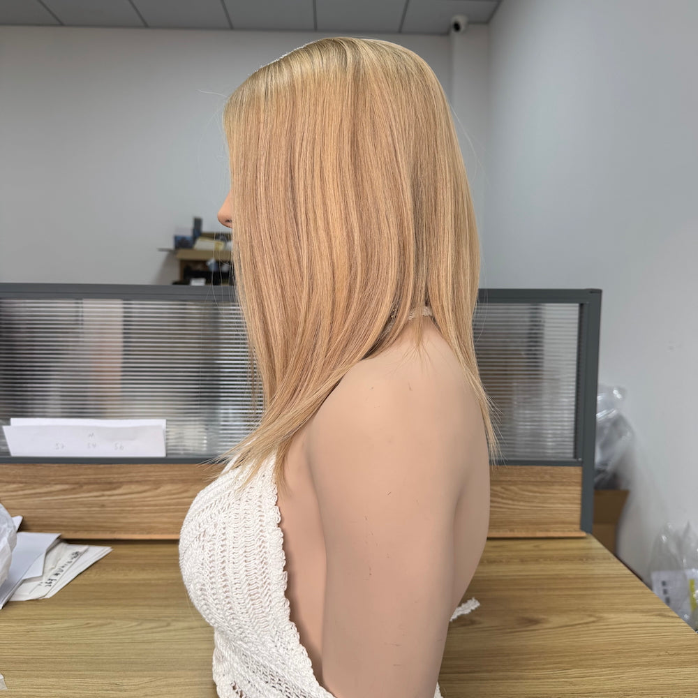 Blonde with golden undertones silk topper