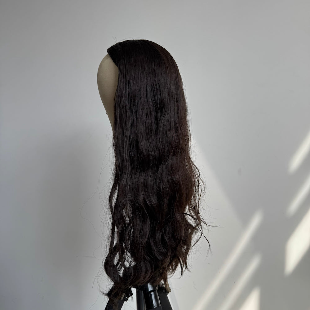 Brunette bandfall