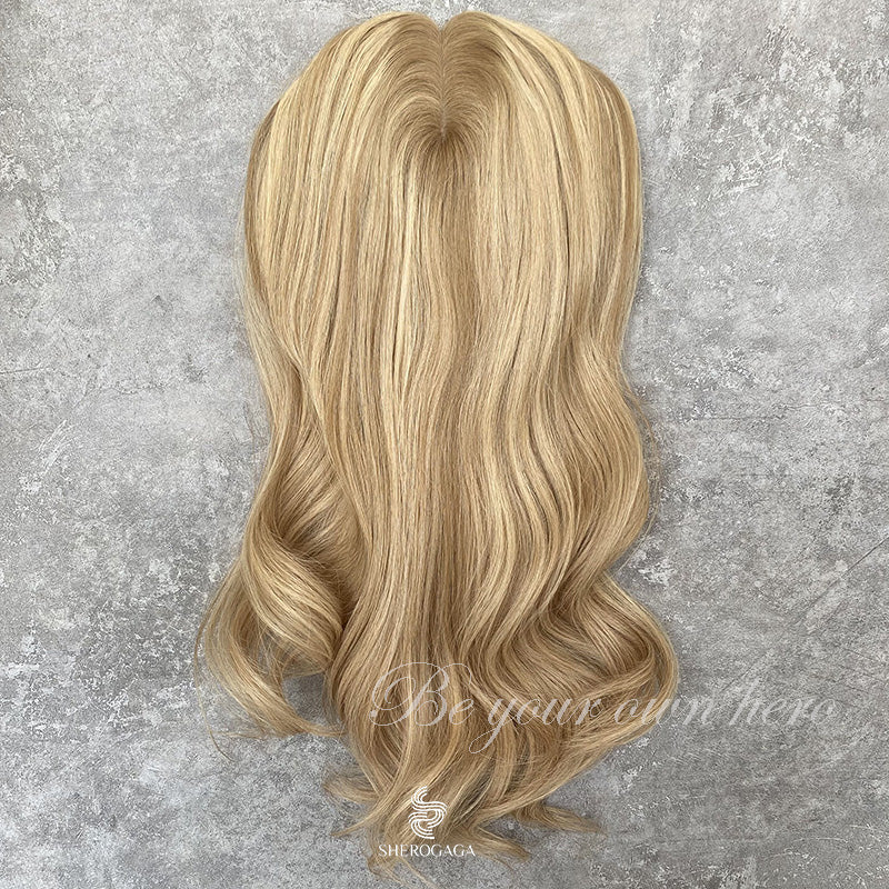 Blonde silk topper